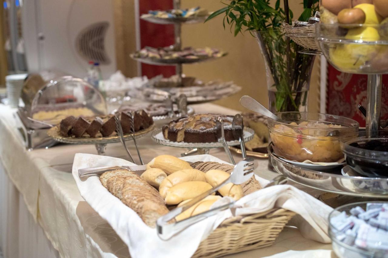 Boutique Hotel Puccini 몬테카티니테르메 외부 사진