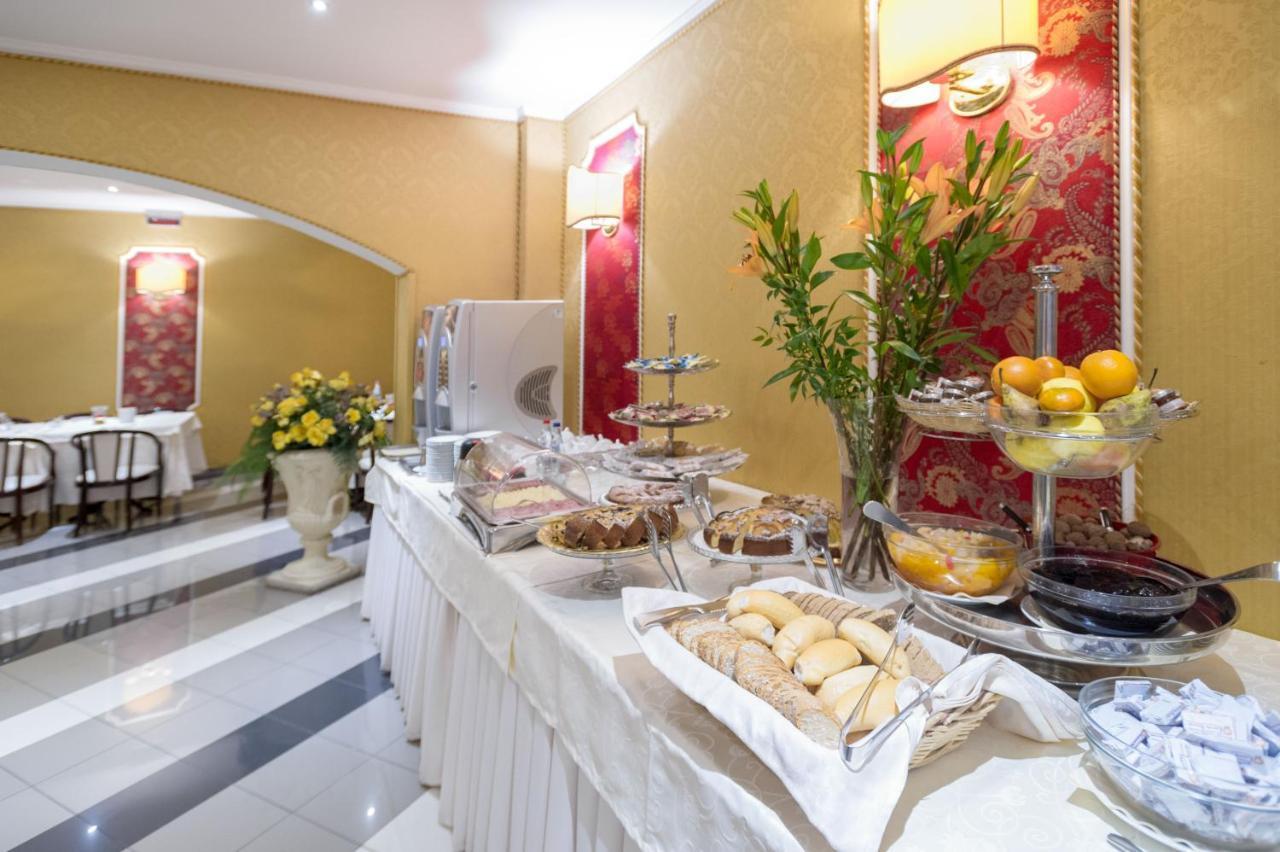 Boutique Hotel Puccini 몬테카티니테르메 외부 사진