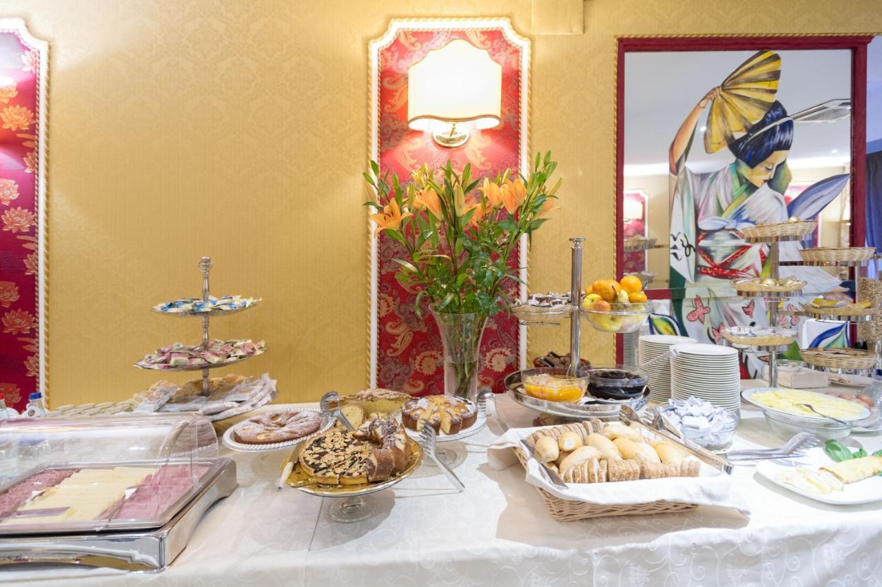 Boutique Hotel Puccini 몬테카티니테르메 외부 사진