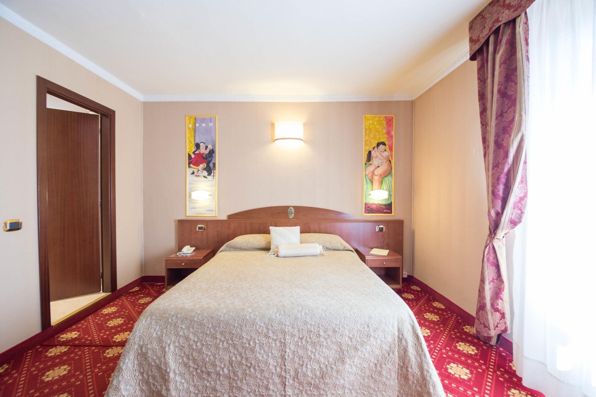 Boutique Hotel Puccini 몬테카티니테르메 외부 사진