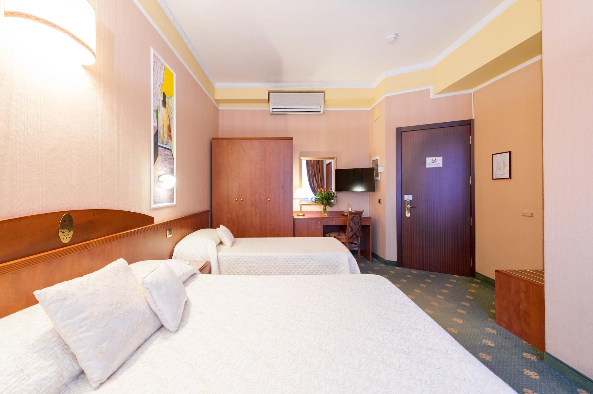 Boutique Hotel Puccini 몬테카티니테르메 외부 사진