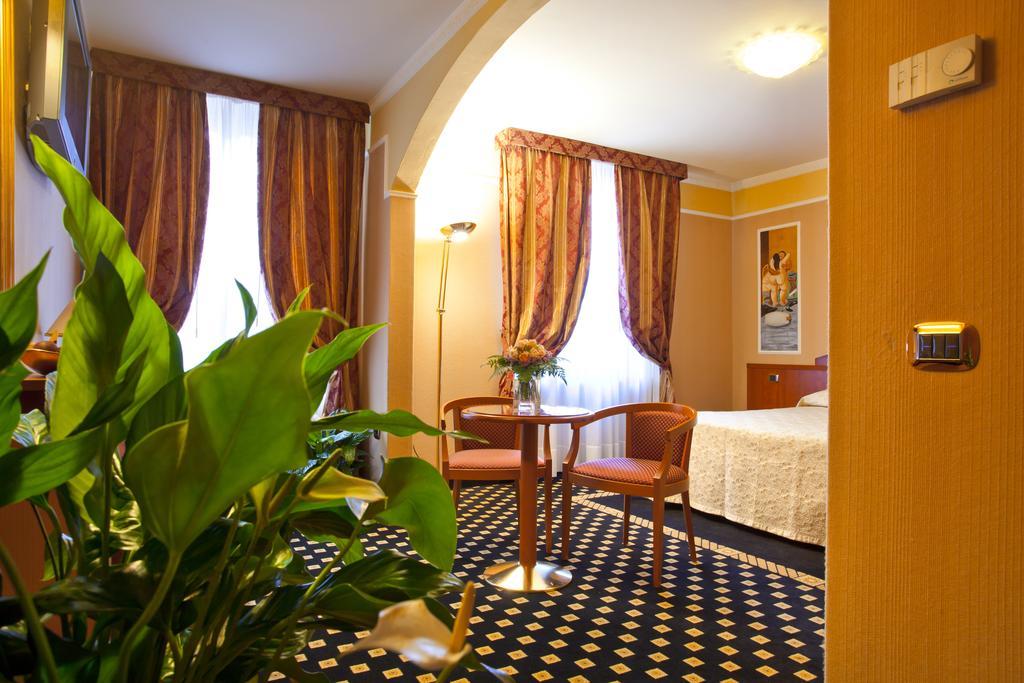 Boutique Hotel Puccini 몬테카티니테르메 외부 사진