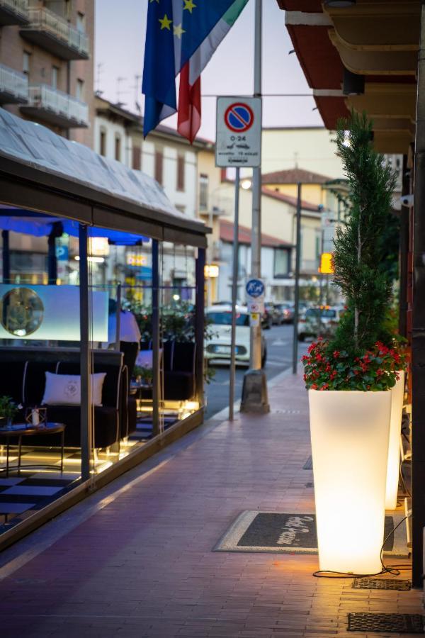 Boutique Hotel Puccini 몬테카티니테르메 외부 사진